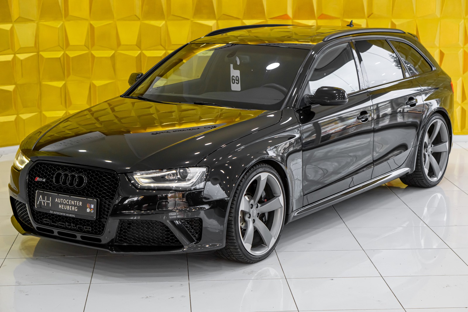 Audi RS4 4.2 FSI quattro PANO SITZBELÜFTUNG ROTOR