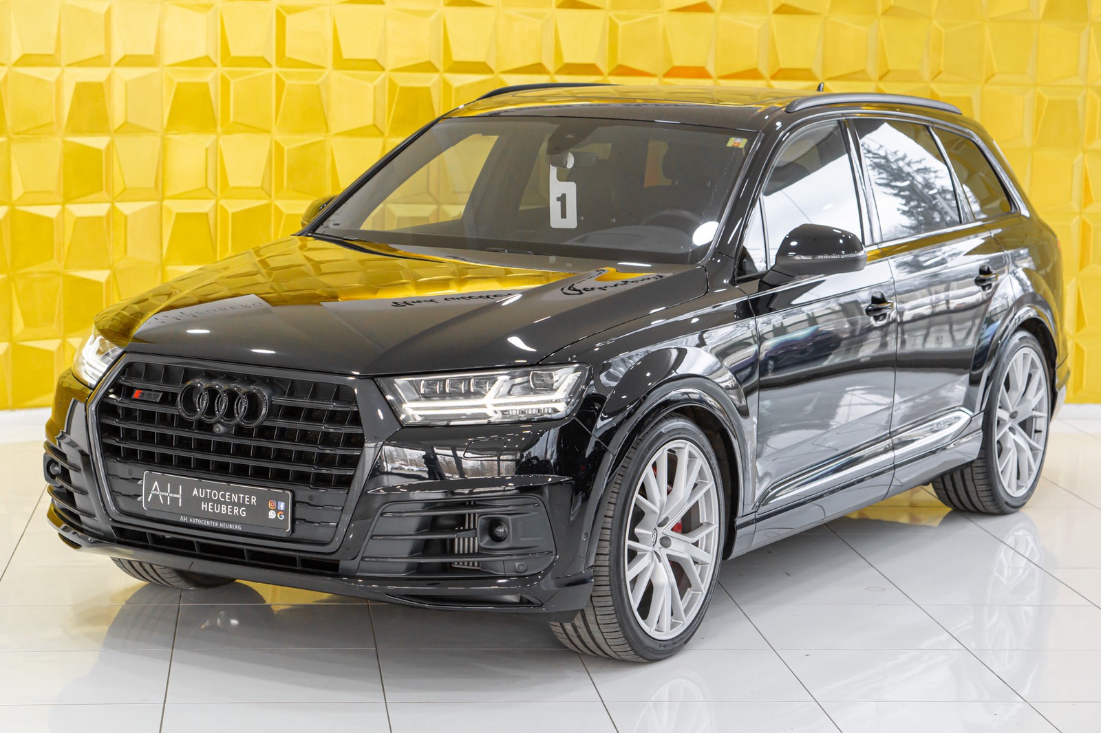 Audi SQ7 4.0TDI quattro PANO 360° ACC