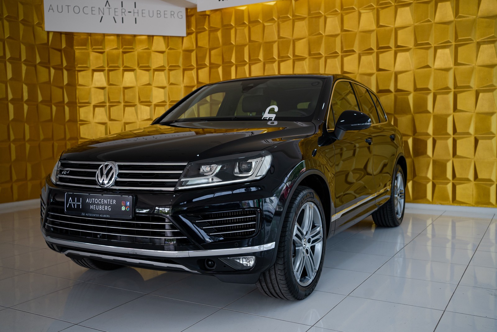 Volkswagen Touareg V6 TDI R-LINE 360° ACC PANO SPUR TOT