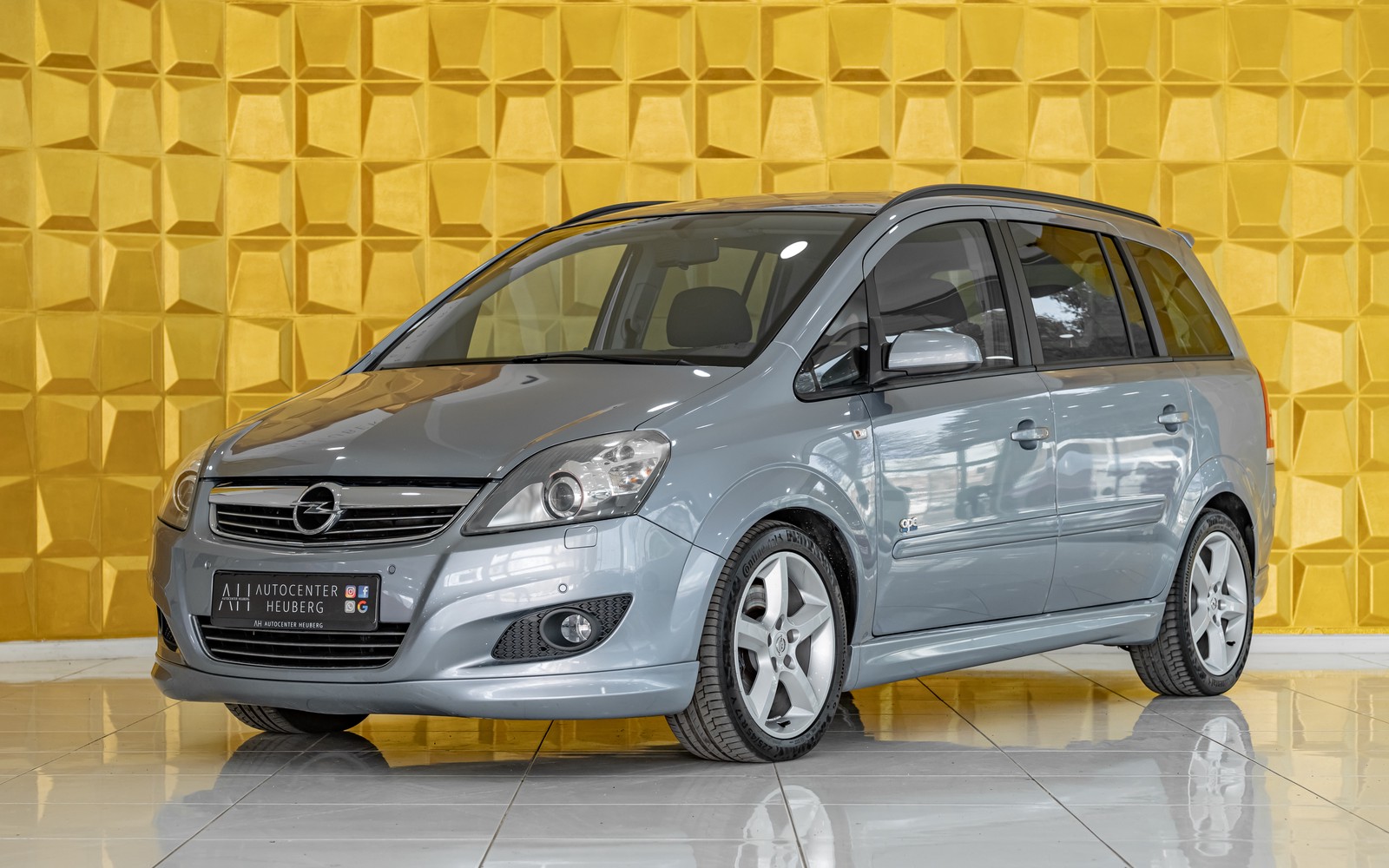 Opel Zafira B OPC TEMP STANDHZ XENON TÜV NEU