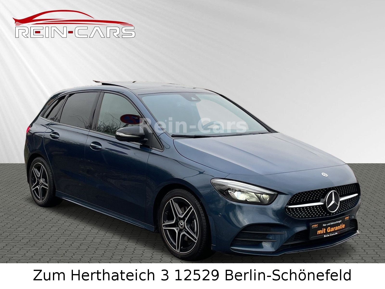 Mercedes-Benz B 200 d DCT AMG PANO LED DISTRONIC ALCAN AHK KAM