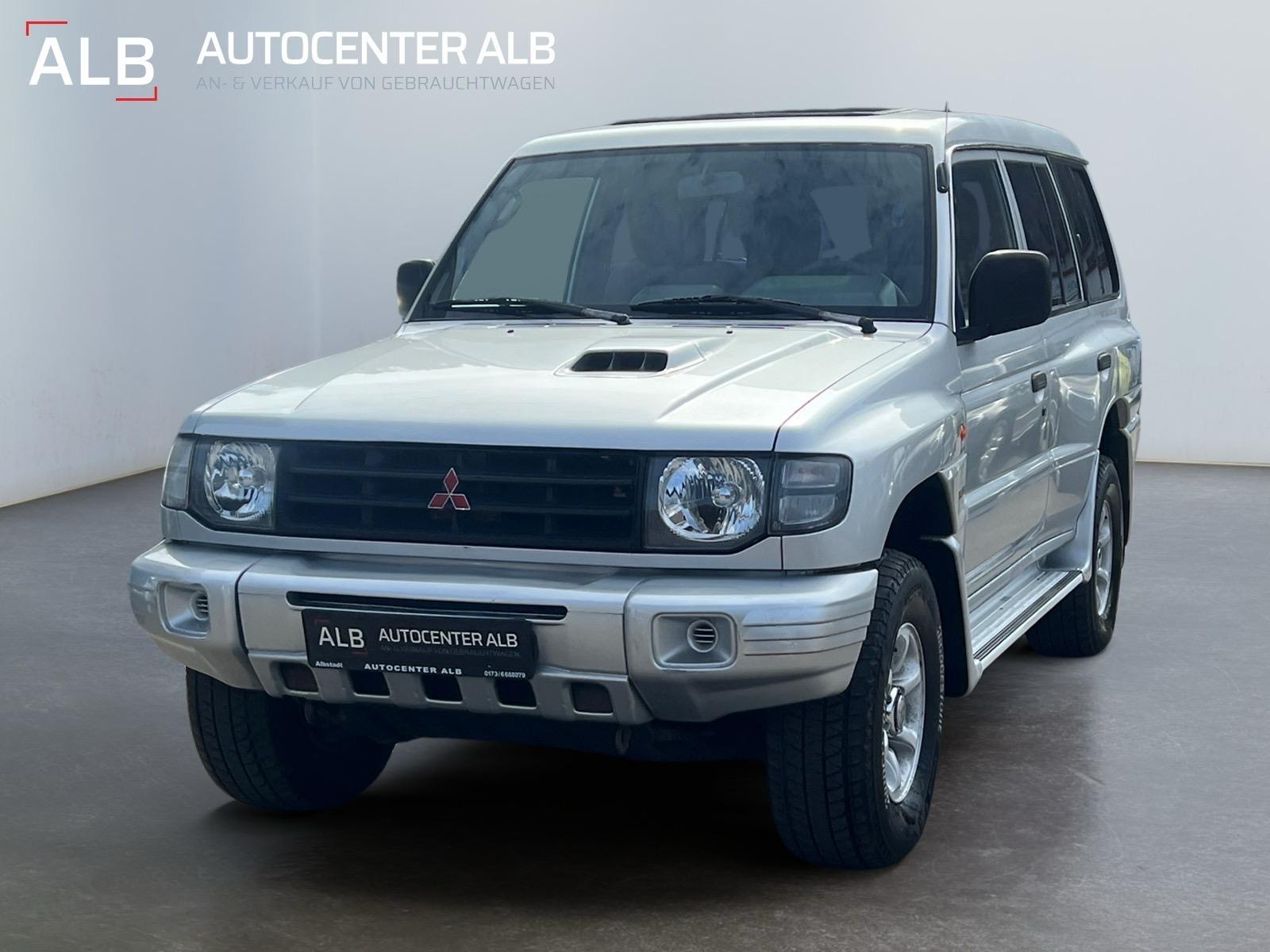 Mitsubishi Pajero TD Classic 2500 /KLIMA/4X4/AHK/HU NEU/