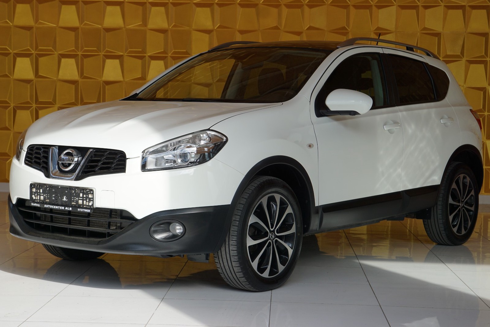 Nissan Qashqai I-Way /NAVI/TEMPOMAT/360° KAMERA/EURO 5/