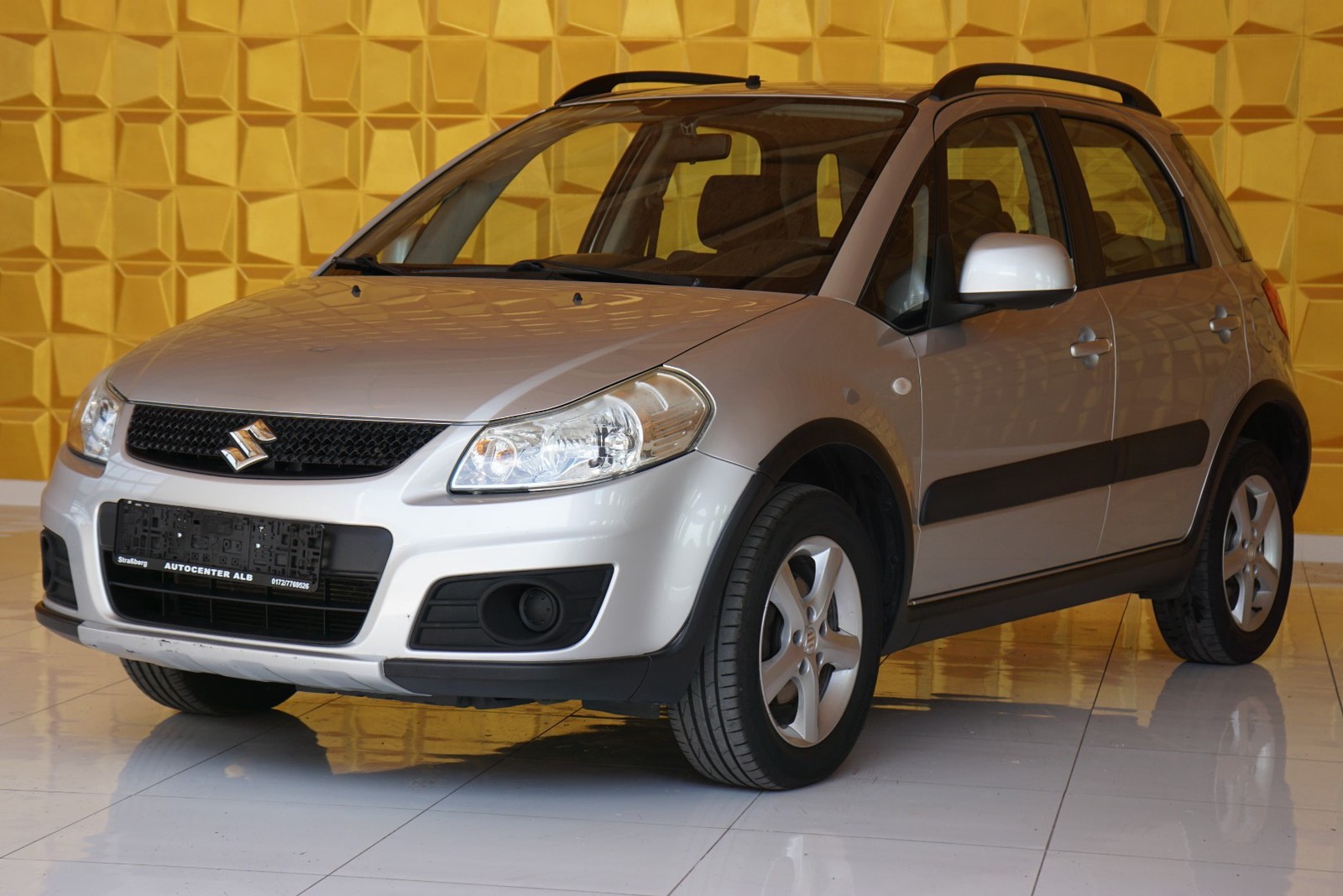 Suzuki SX4 /4X4/KLIMA/BORDCOMPUTER/EURO 5/