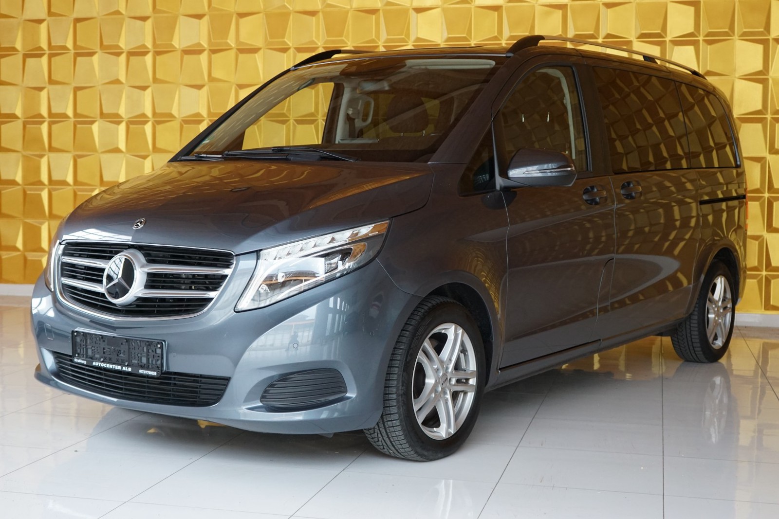 Mercedes-Benz V 220 CDI/d, 250 CDI/BT/d EDITION kompakt /XENON/