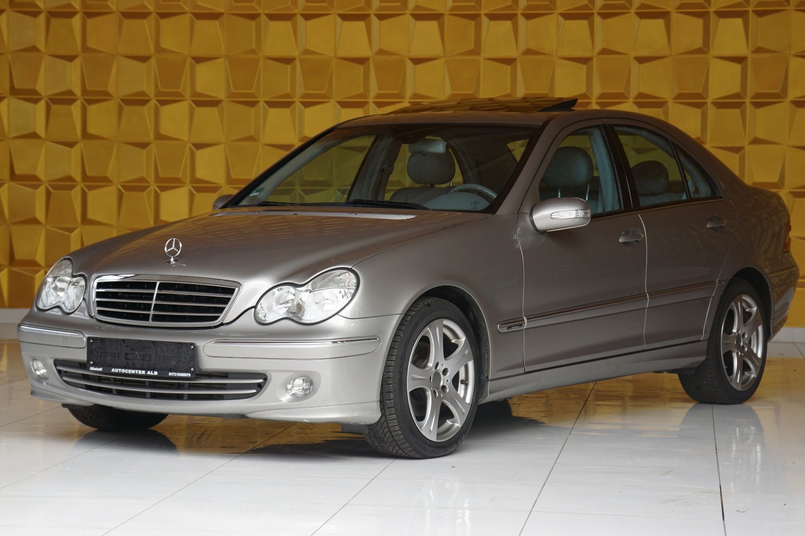 Mercedes-Benz C 200 Kompressor Avantgarde/KLIMA/TEMPOMAT/SSD/
