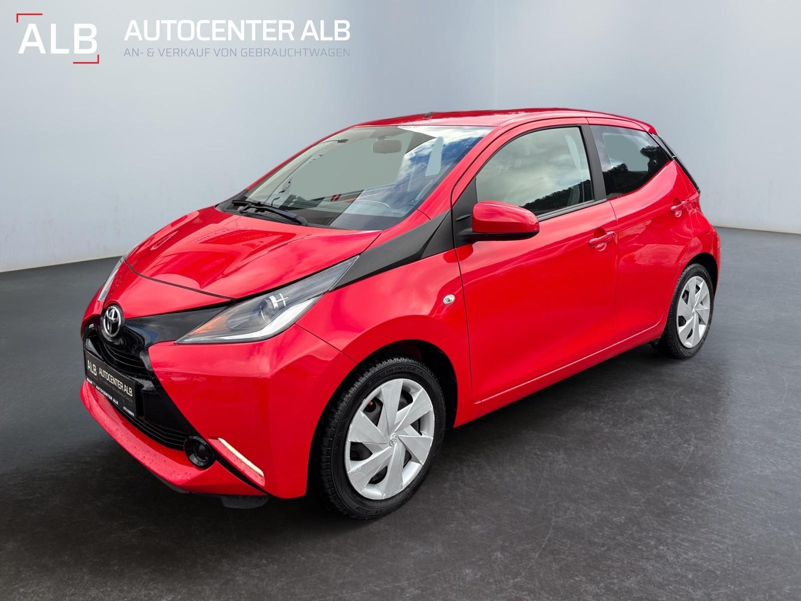 Toyota AYGO x-play Team D/AUTOMATIK/1 HAND/KLIMA/5-TÜR/EURO6