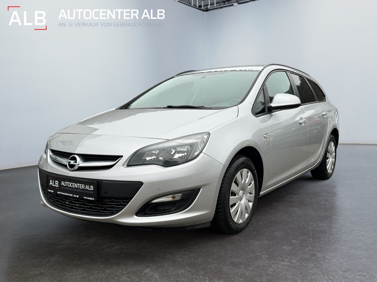 Opel Astra J Sports Tourer Edition/NAVI/EURO5/2HAND/