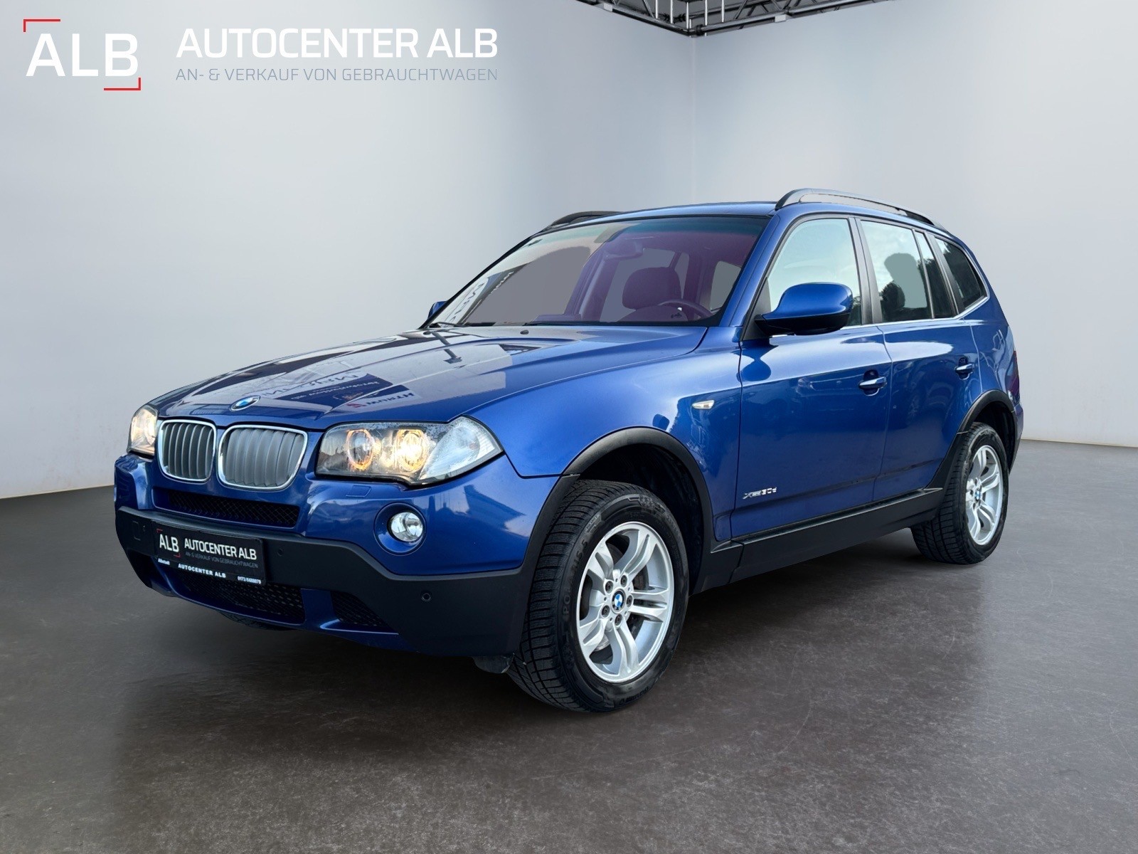 BMW X3 xDrive 30d/AUTOMATIK/NAVI/AHK/2 HAND/LEDER/