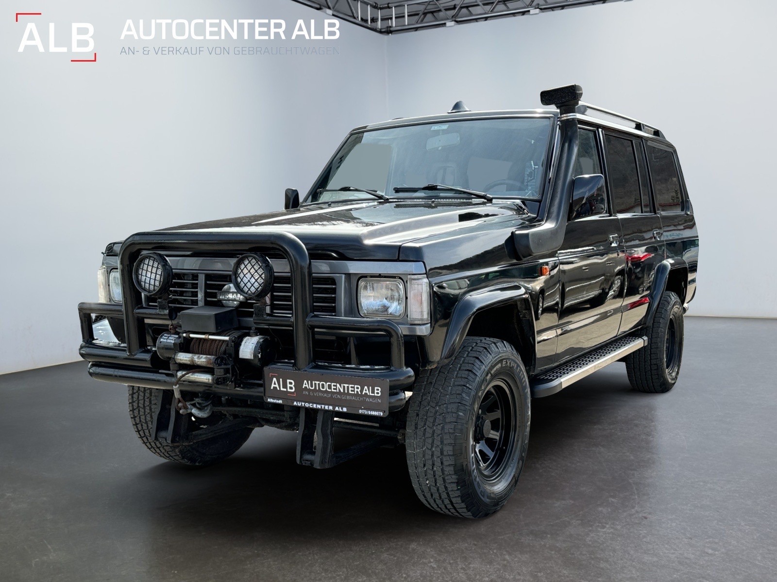 Nissan Patrol/TÜV NEU/4X4/FRONT SEILWINDE/LEDER/