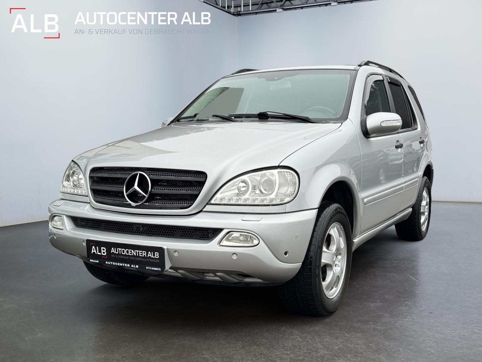 Mercedes-Benz ML 350 /AUTOMATIK/7-SITZER/4X4/HU NEU/XENON/