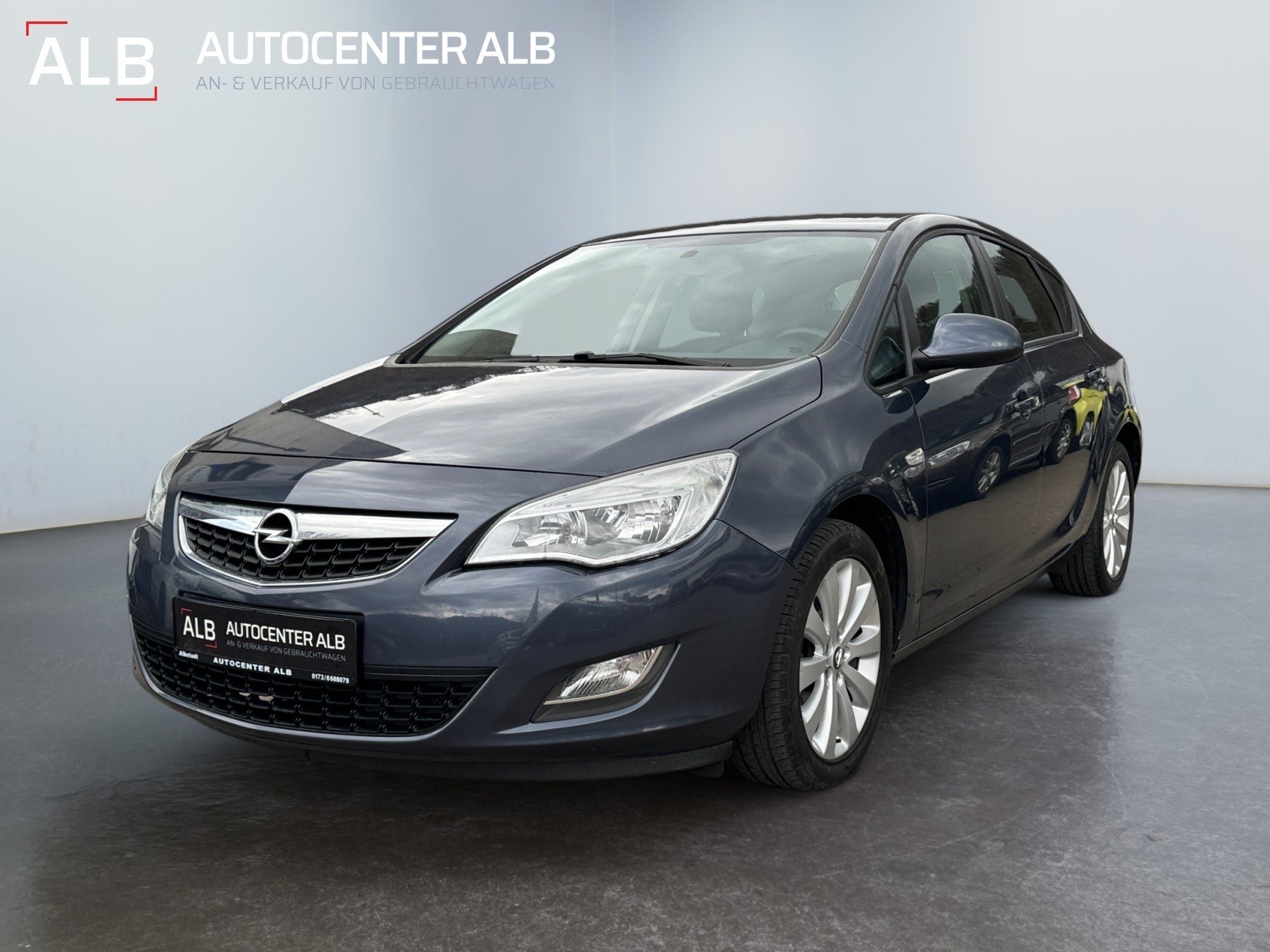 Opel Astra J 5-trg. Edition/SHZ/KLIMA/PTC/EURO5