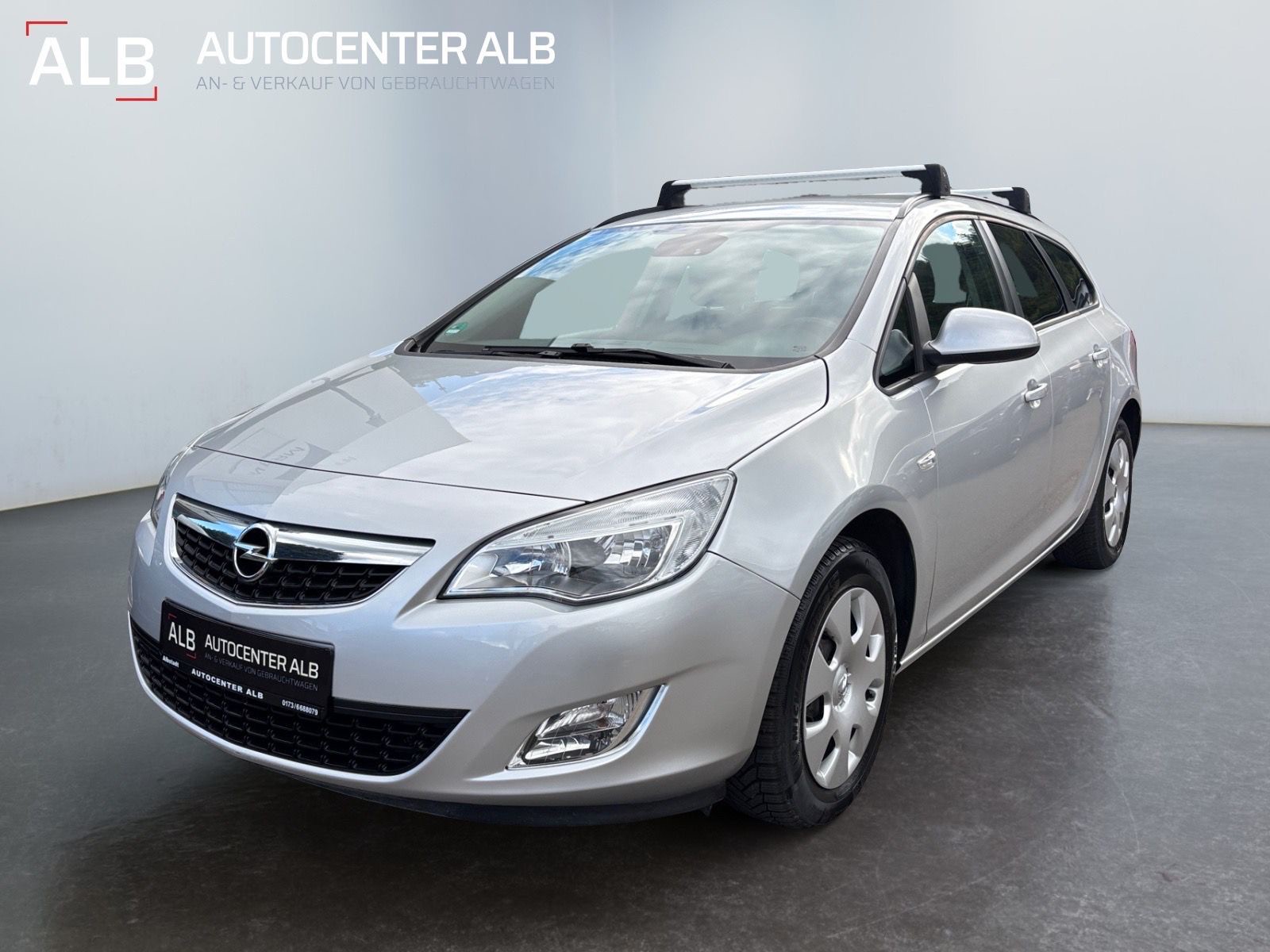 Opel Astra J Sports Tourer Design Edition/KLIMA/AHK/EURO5/