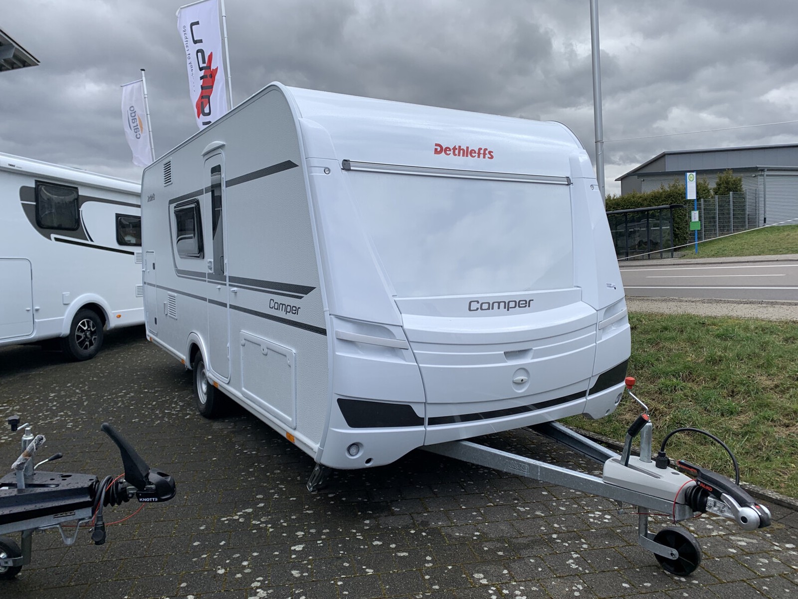 Dethleffs Camper 500 QSK Duschausstattung/indirekte Beleuch