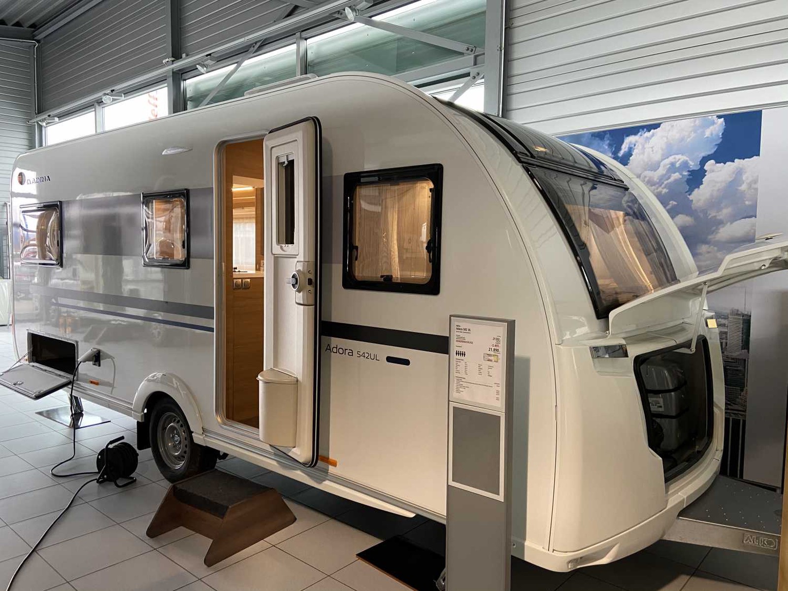 Adria Adora 542UL Comfort Paket/Fußbo Tempe/Auflastung