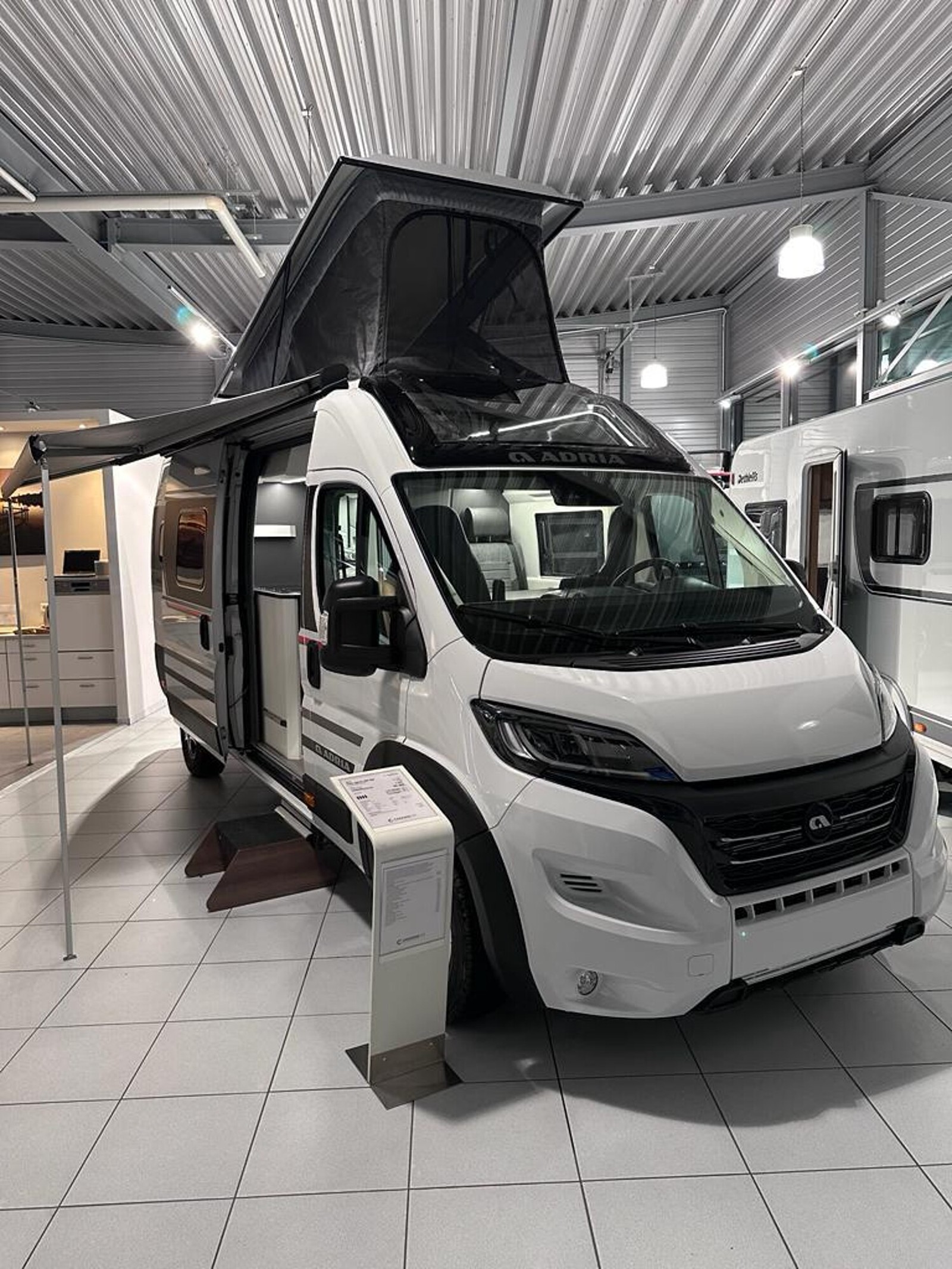 Adria Twin Sports 640 SGX Top Ausstattung/Klima/Automatik