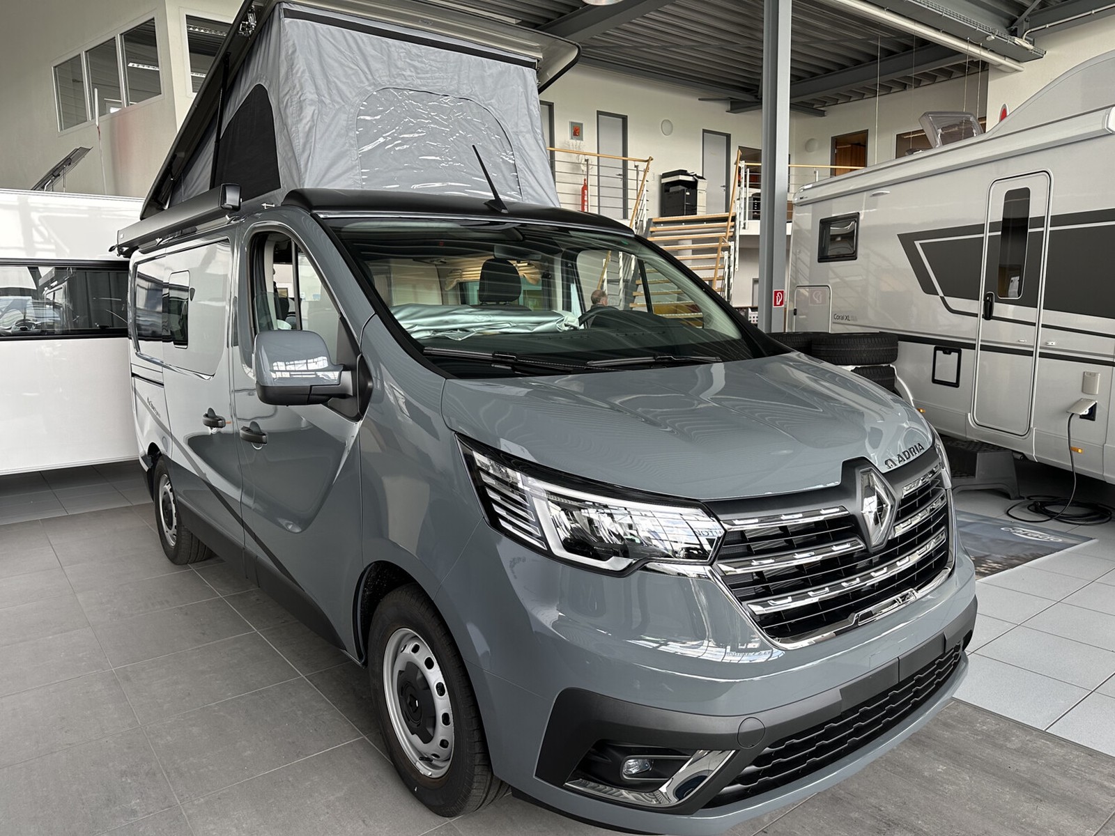 Adria Active Pro Automatik/Markise/Paket Style