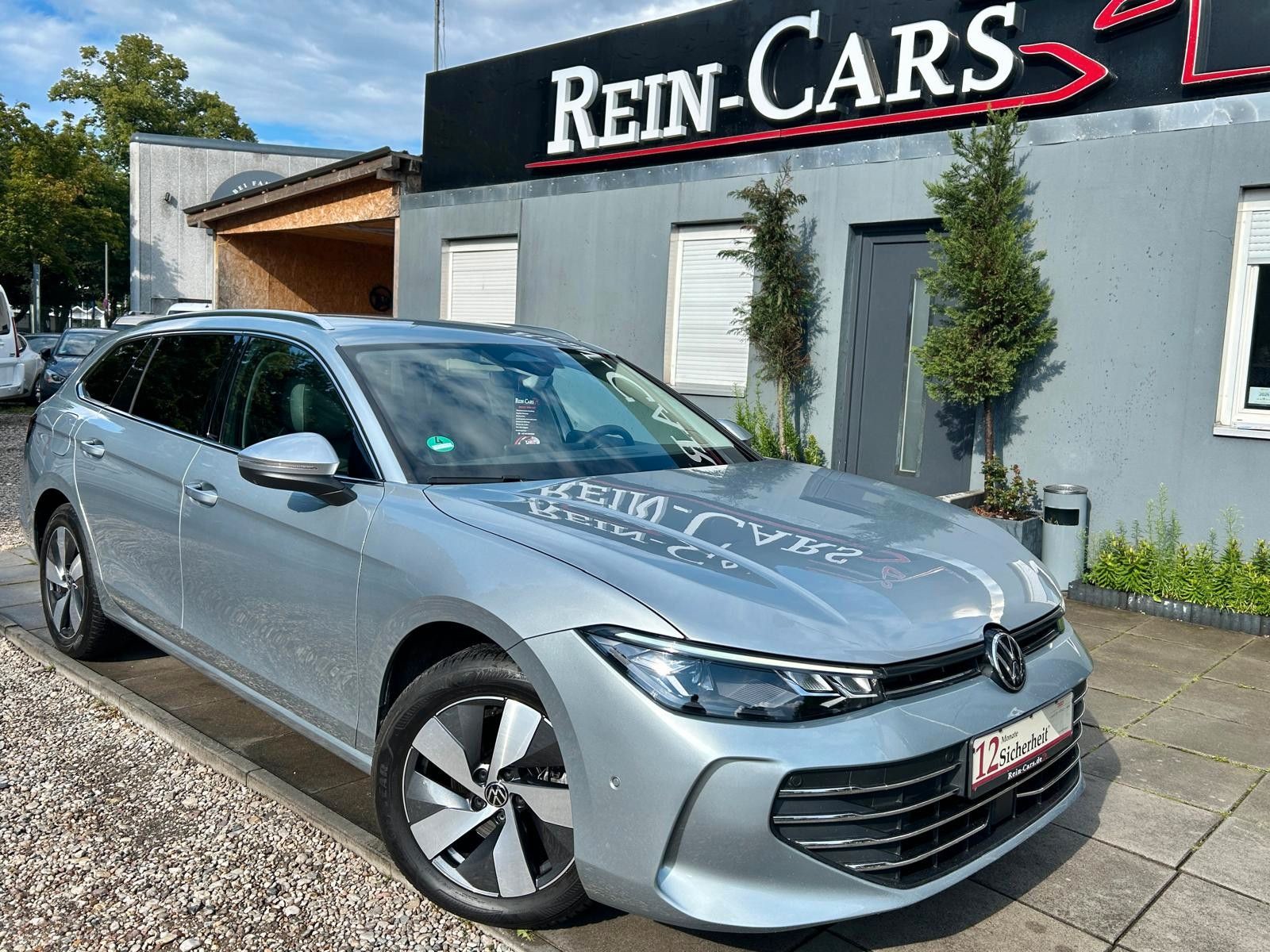 Volkswagen Passat Variant 1.5 eTSI Business/AHK/MASSAGE/360