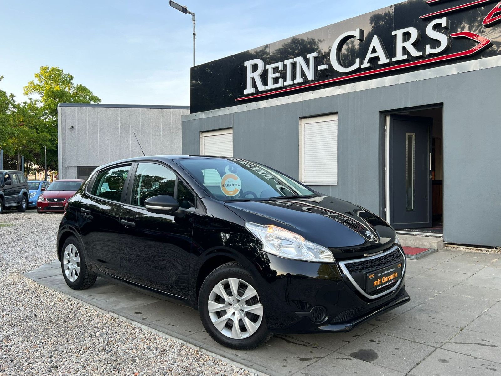 Peugeot 208 Access/KLIMA/II.HD/TEMPOMAT/TÜV NEU/