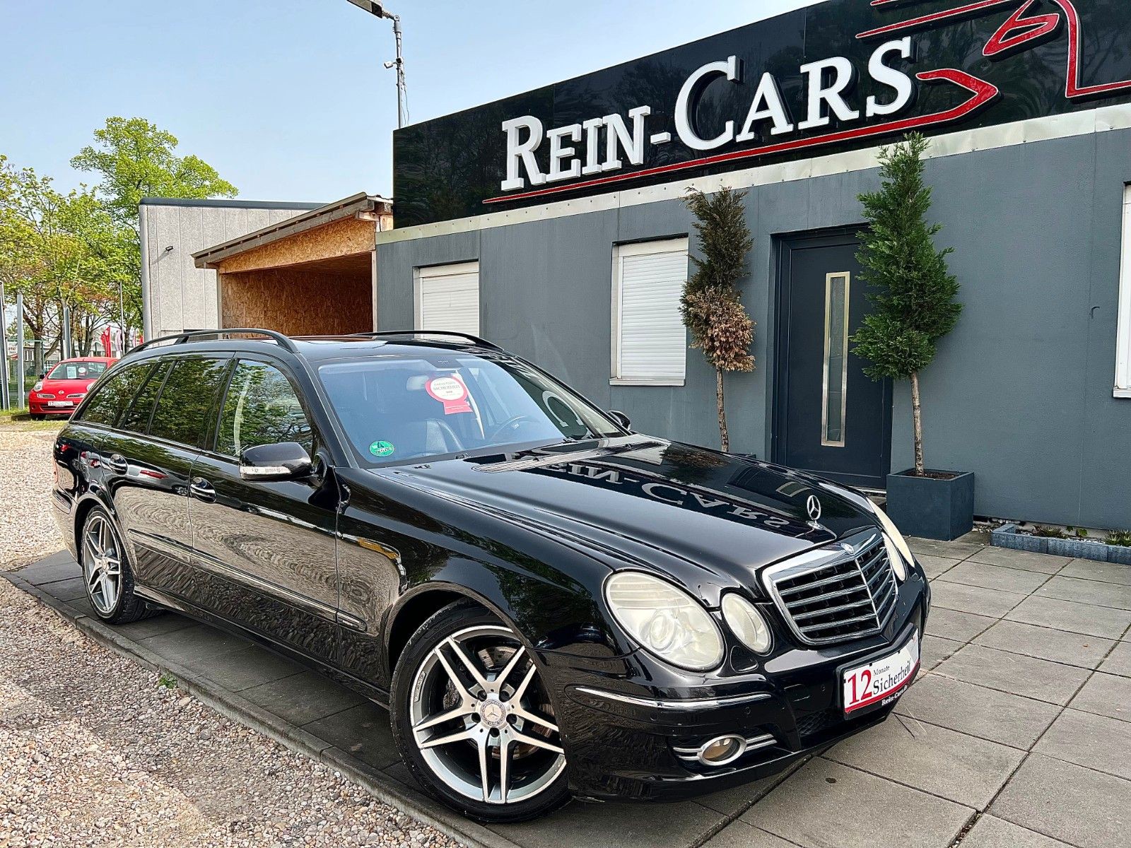 Mercedes-Benz E 200 T Kompressor/XENON/NAVI/LEDER/AHK/SHZ/MFL