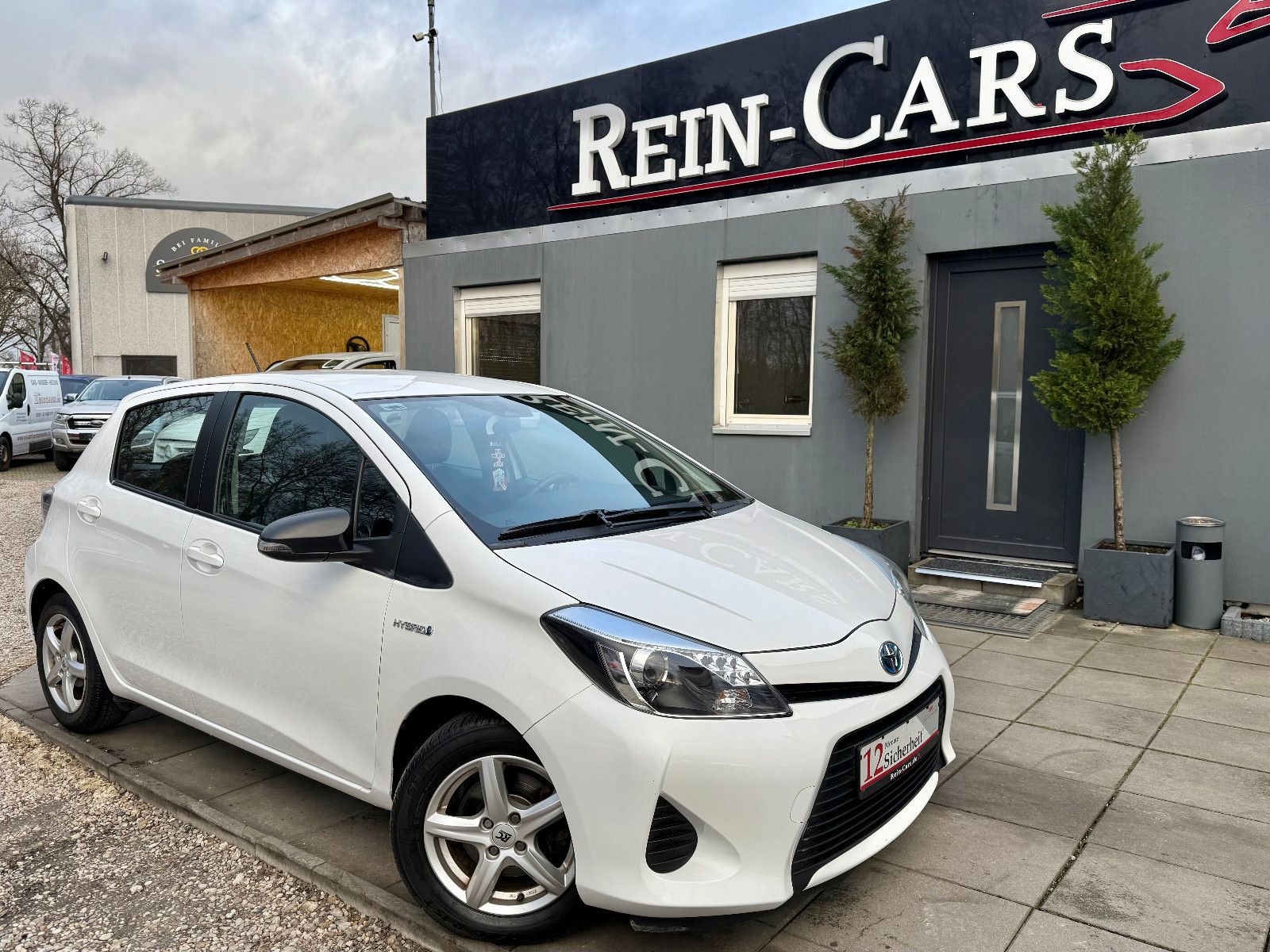 Toyota Yaris 1.5 Hybrid Life/Autom/R-Cam/LED/Bluetooth