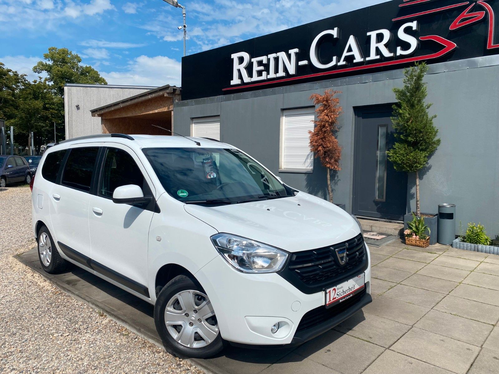Dacia Lodgy 1.6/7-SITZER/29TKM/I.HD/MFL/KLIMA/PDC/SHZ