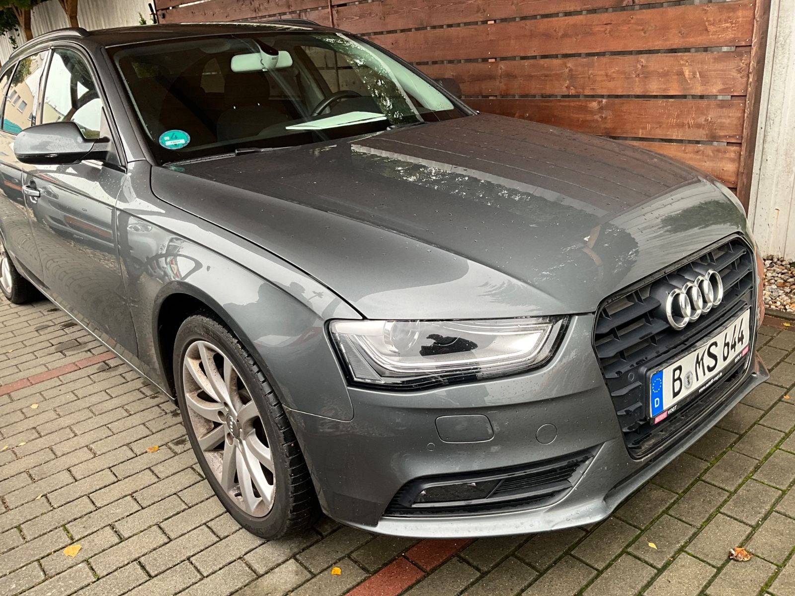 Audi A4 Avant Attraction