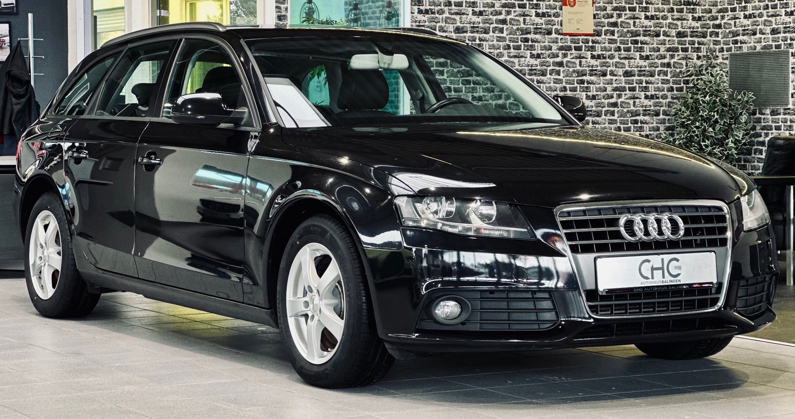 Audi A4 Avant Attraction |Pano|SHZ|Tempomat|