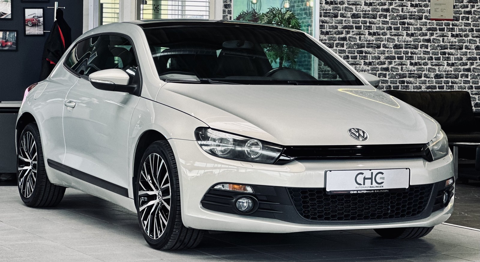 Volkswagen Scirocco 2.0 TSI Sport PANO|NAVI|SHZ|PDC|