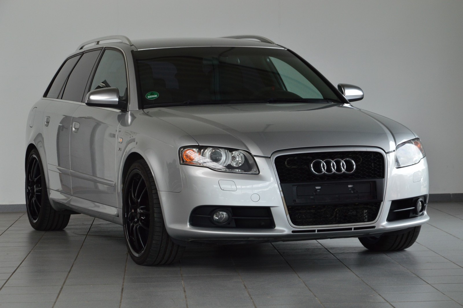 Audi S4 Avant 4.2 quattro LPG Prins|Recaro|Schalter