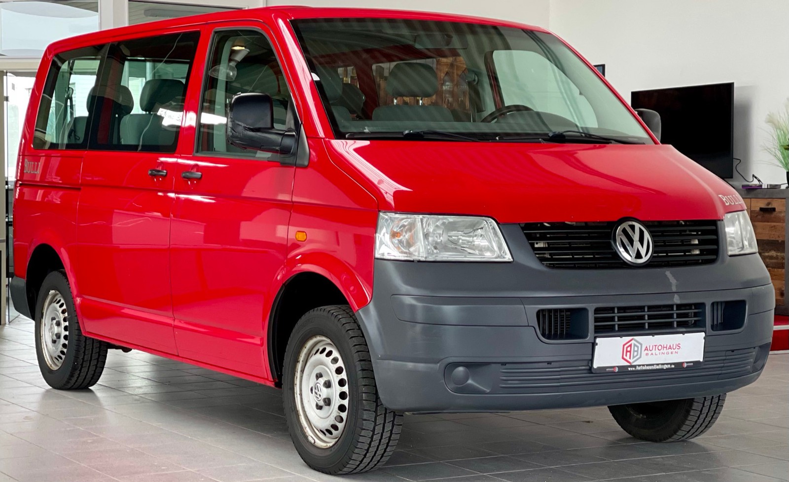 Volkswagen T5 Transporter 9 Sitzer gebraucht kaufen in Balingen