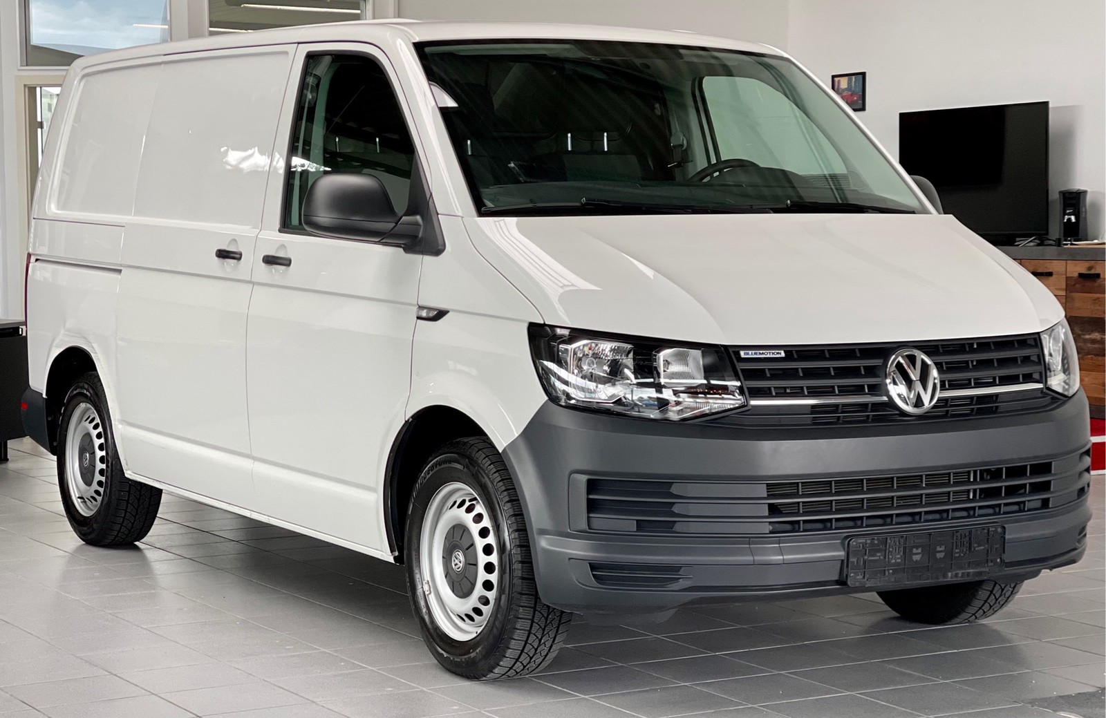 Volkswagen T6 Transporter Kasten BlueMotion 1.HD|AHK|TEMP.|FAHRASSIST