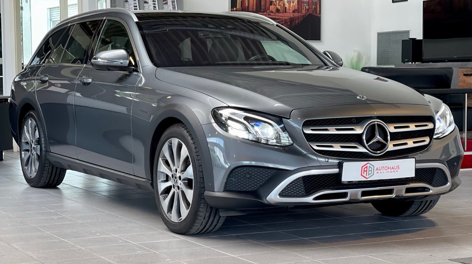 Mercedes-Benz E 350d 4Matic All-Terrain 1HD|PANO|360 |AHK|BURMESTER