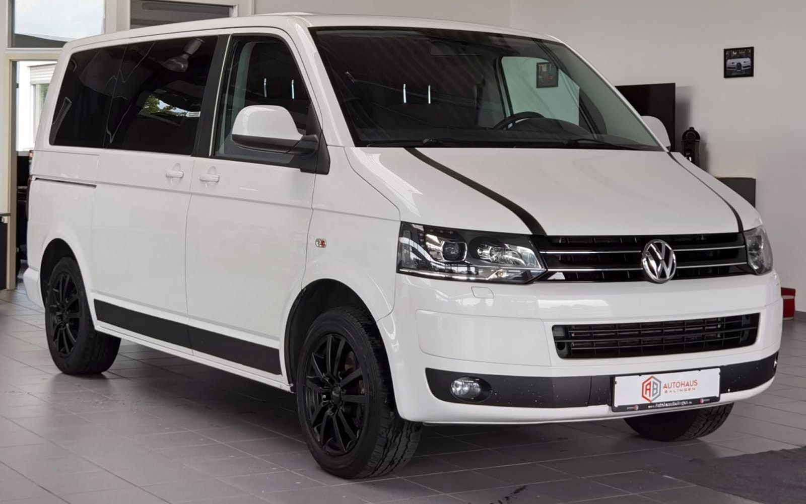 Volkswagen Caravelle 1.HD|Bi-XENON|AHK|KLIMA|8-SITZ