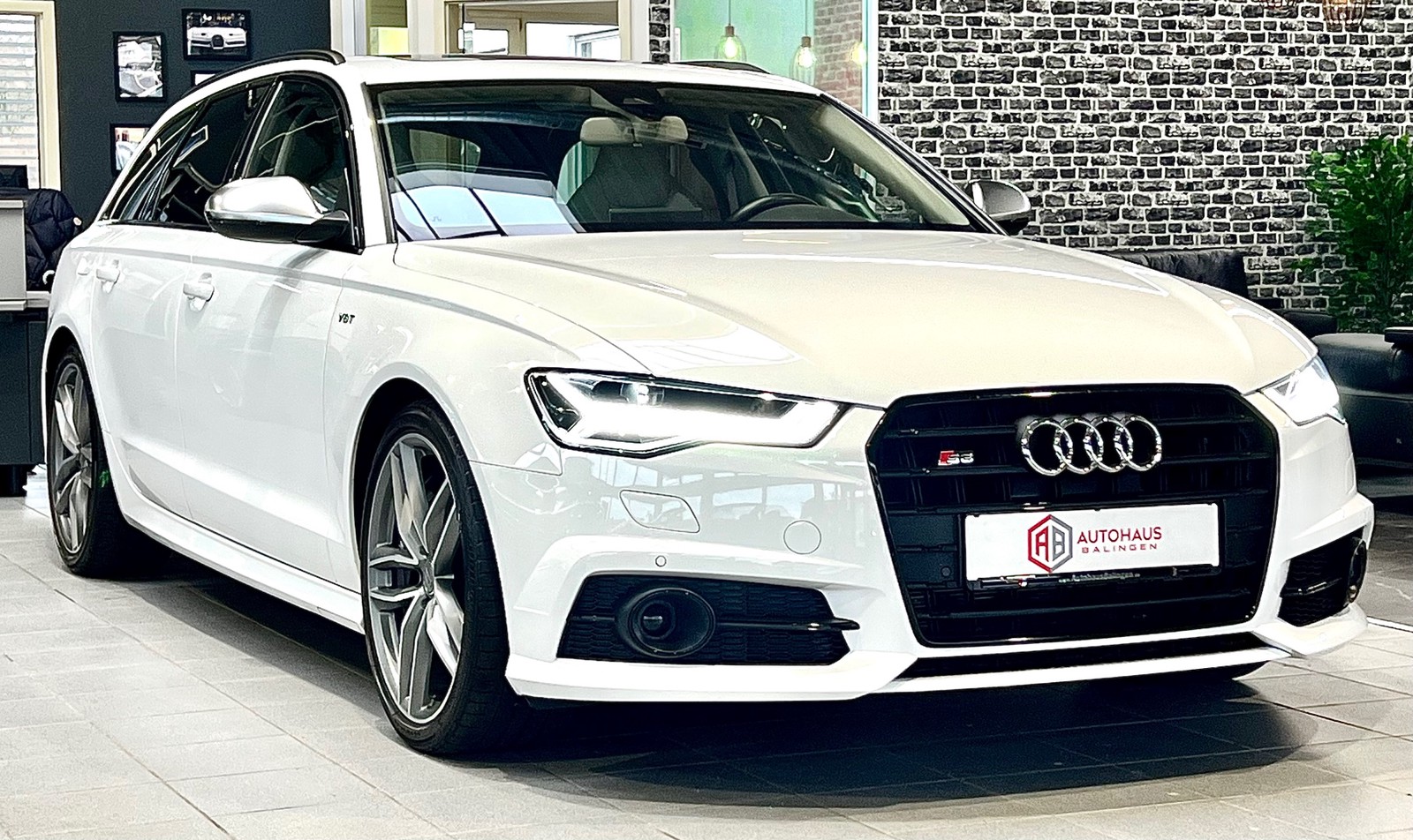 Audi S6 Avant 4.0 TFSI quattro |PANO|CARBON|STHZ|AHK|BOSE