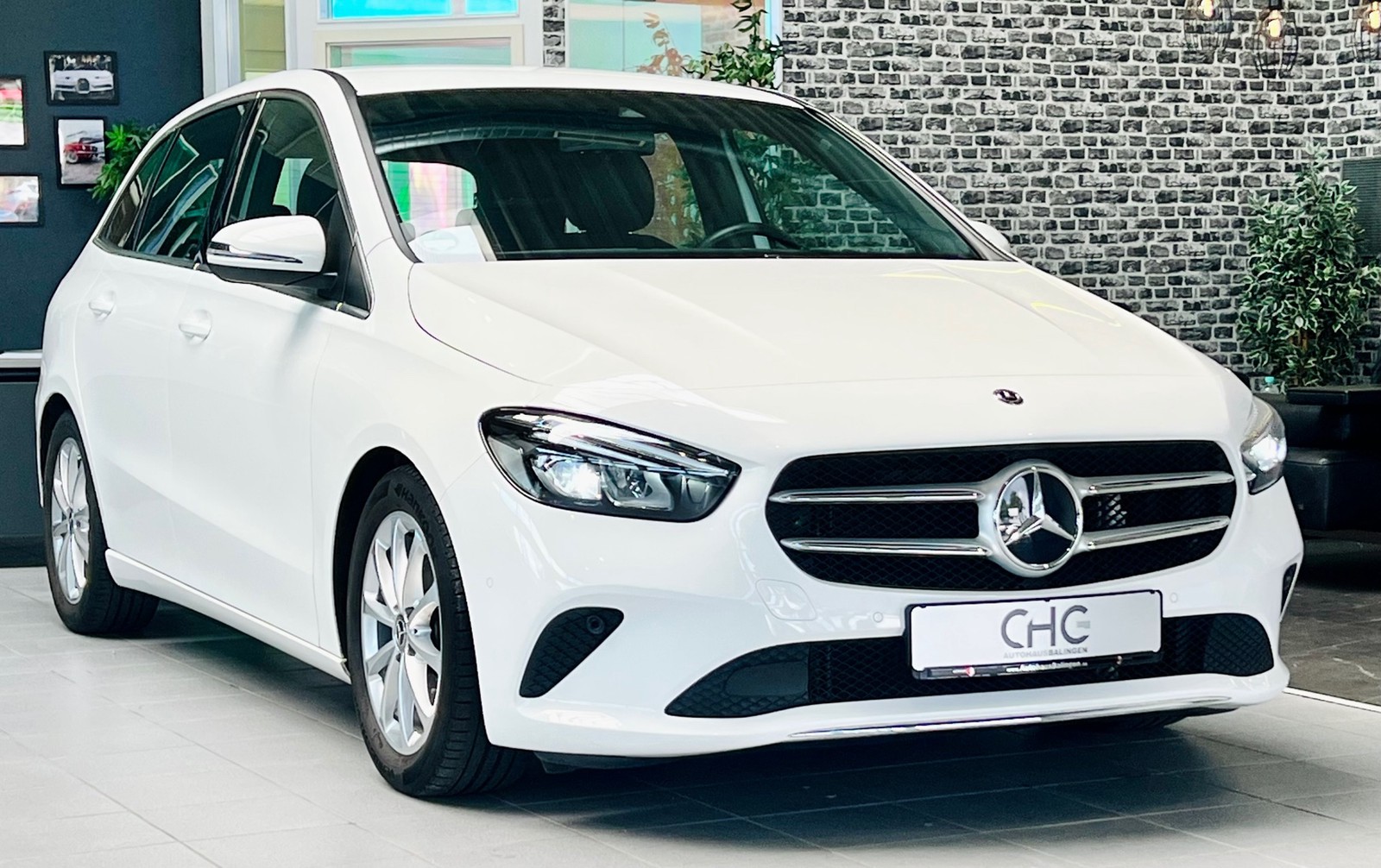 Mercedes-Benz B 180 LEDHIGH|NAVI|FAHRASSIST+|SHZ|AHK|PDC|
