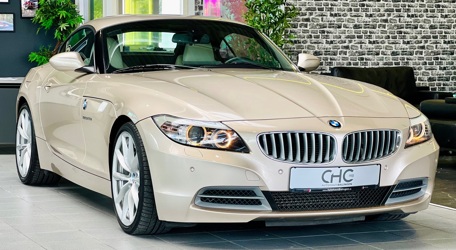 BMW Z4 sDrive 35i PURE WHITE NAVI|Bi-XEN.|SHZ|PDC|MFL