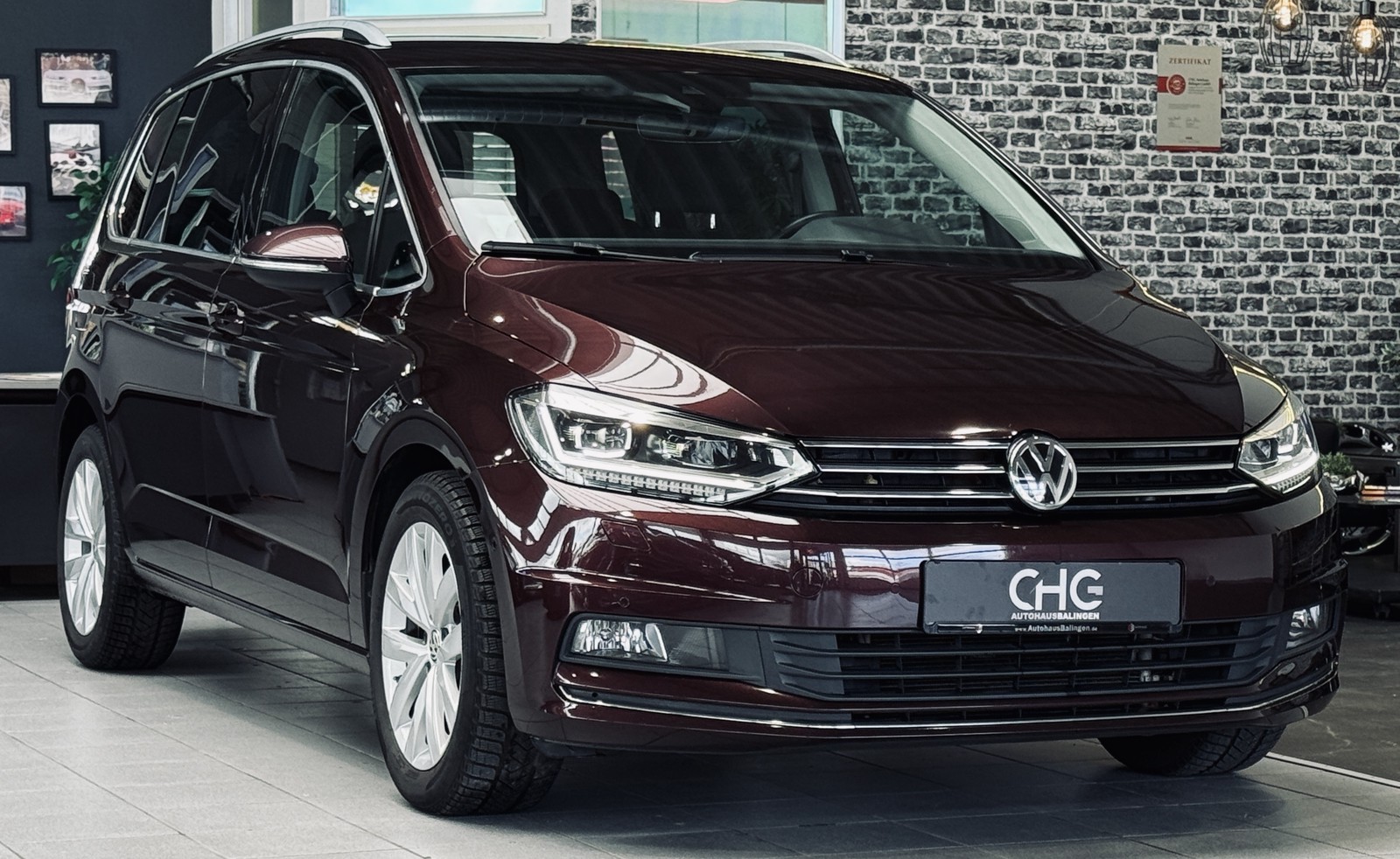 Volkswagen Touran Highline |AHK|STHZ|Massage|ACC|KAMERA