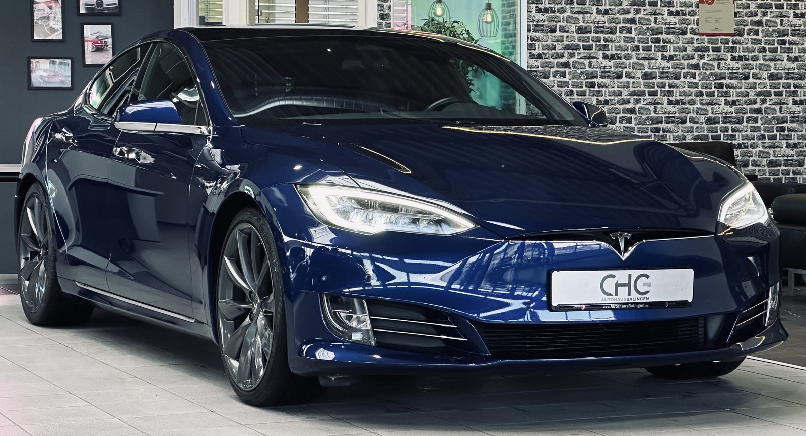 Tesla Model S Dual Motor 572PS