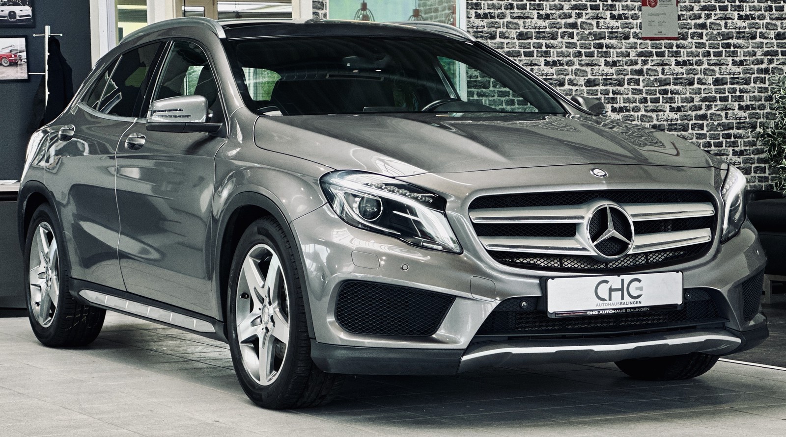 Mercedes-Benz GLA 220d 7-G AMG Line|PANO|NAVI|SHZ|TEMP.|PDC|MFL|