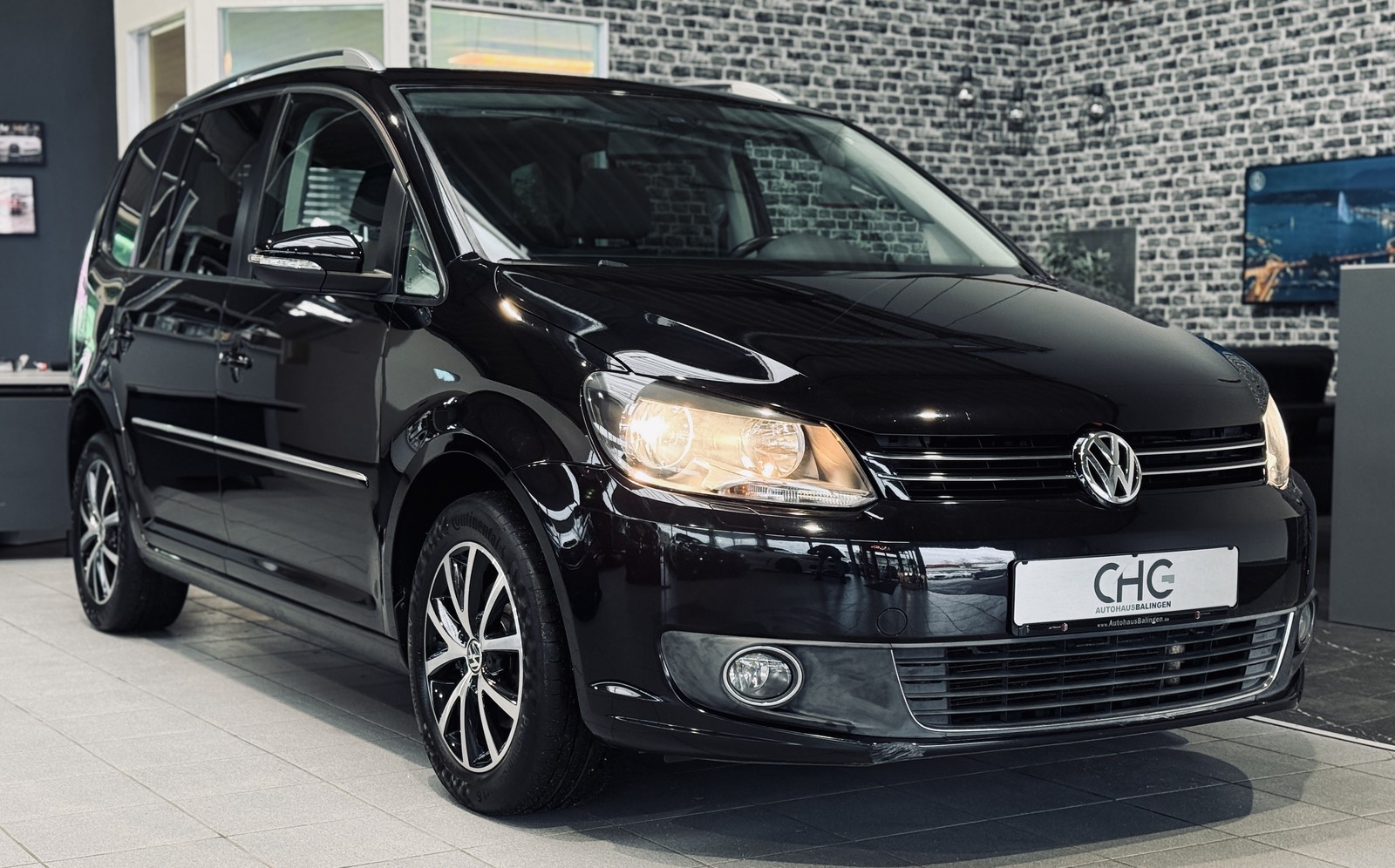 Volkswagen Touran Highline |Pano|Navi|AHK|