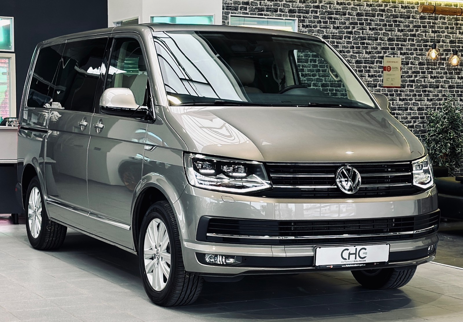 Volkswagen T6 Multivan Highline DSG|2xSCHIEBETÜR elektr.|AHK