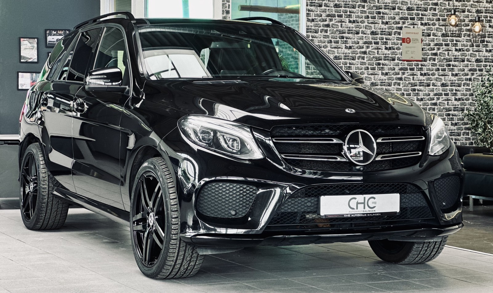 Mercedes-Benz GLE 500 4Matic | AMG Line | Kamera | 360° | ACC |