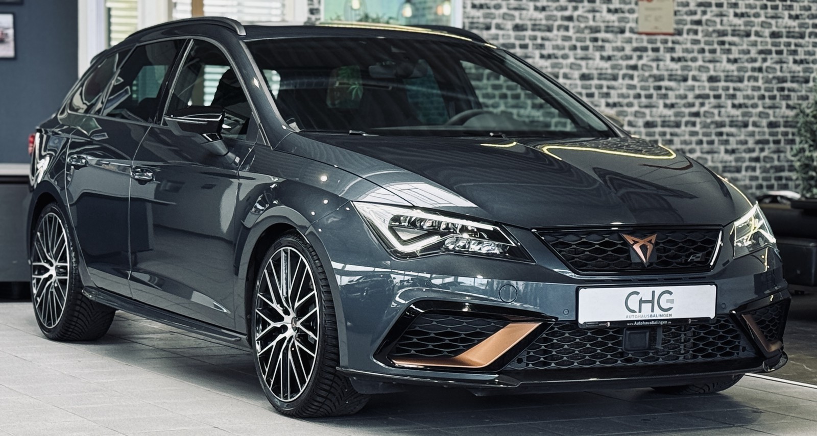 Seat Leon ST Cupra R 300 4Drive |Schalens.|Beats|LED|Kamera|