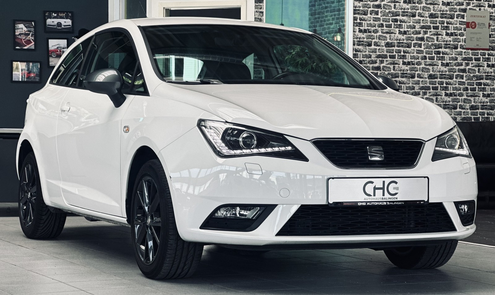 Seat Ibiza SC XENON|SHZ|CARPLAY|PDC|LEDER