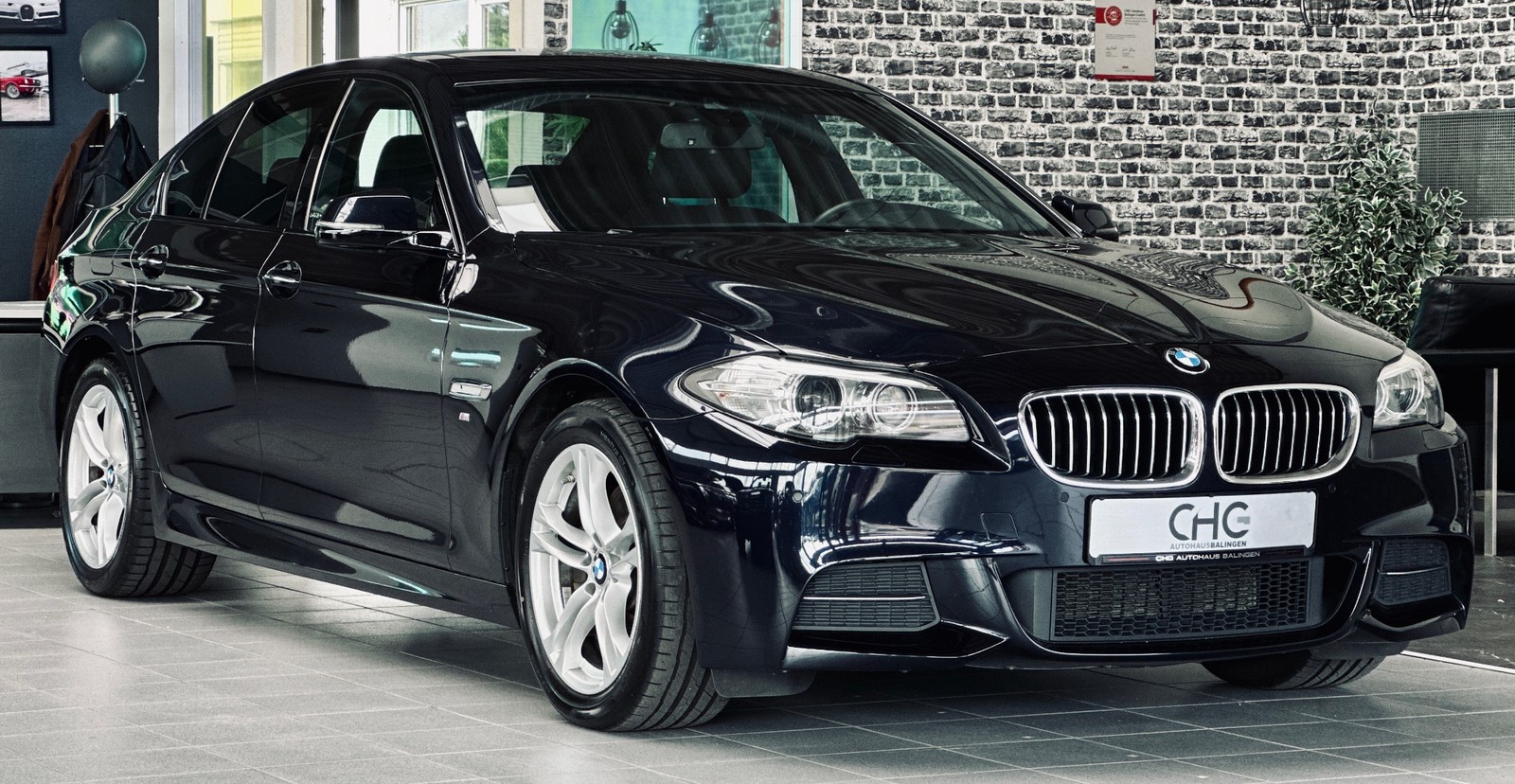 BMW 525d xDrive M Sport Paket|STHZ|NAVI|LEDER|HiFi|S-DACH