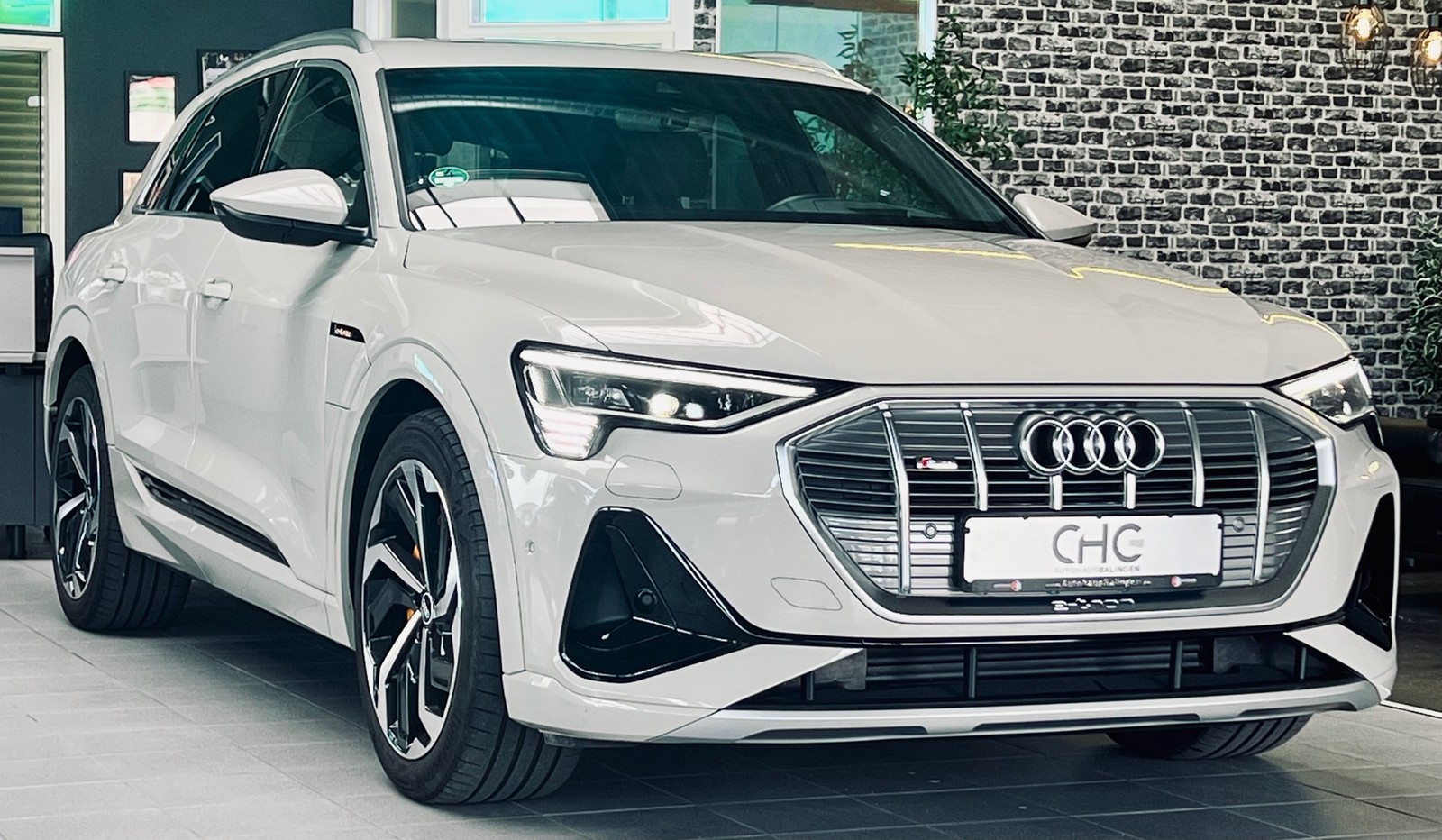 Audi e-tron 50 quattro S line 100%VOLL|NP: 105T€