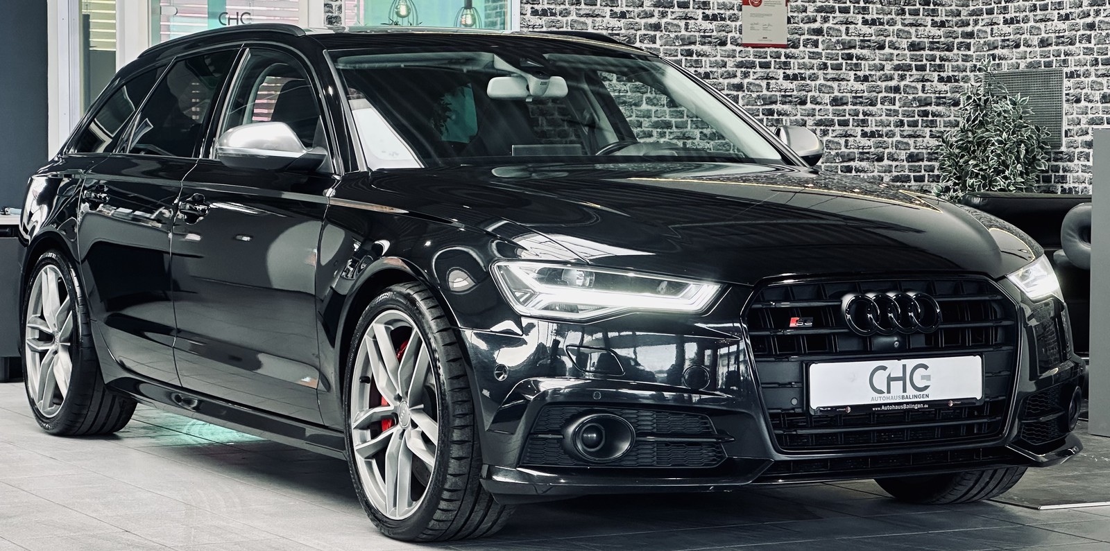 Audi S6 Avant 4.0 TFSI quattro|ACC|Kamera|Pano|Akrapovic|
