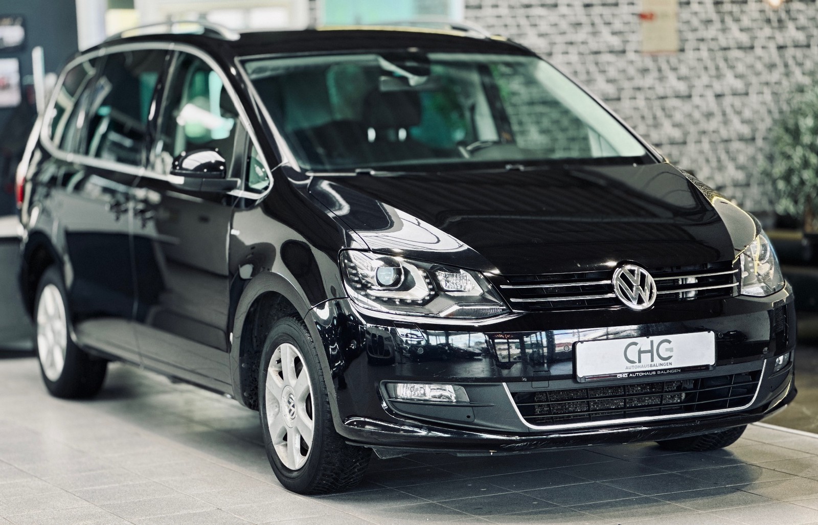 Volkswagen Sharan Cup BMT |Automatik|elekt. Schiebetüren|Parkas.|Kamera|