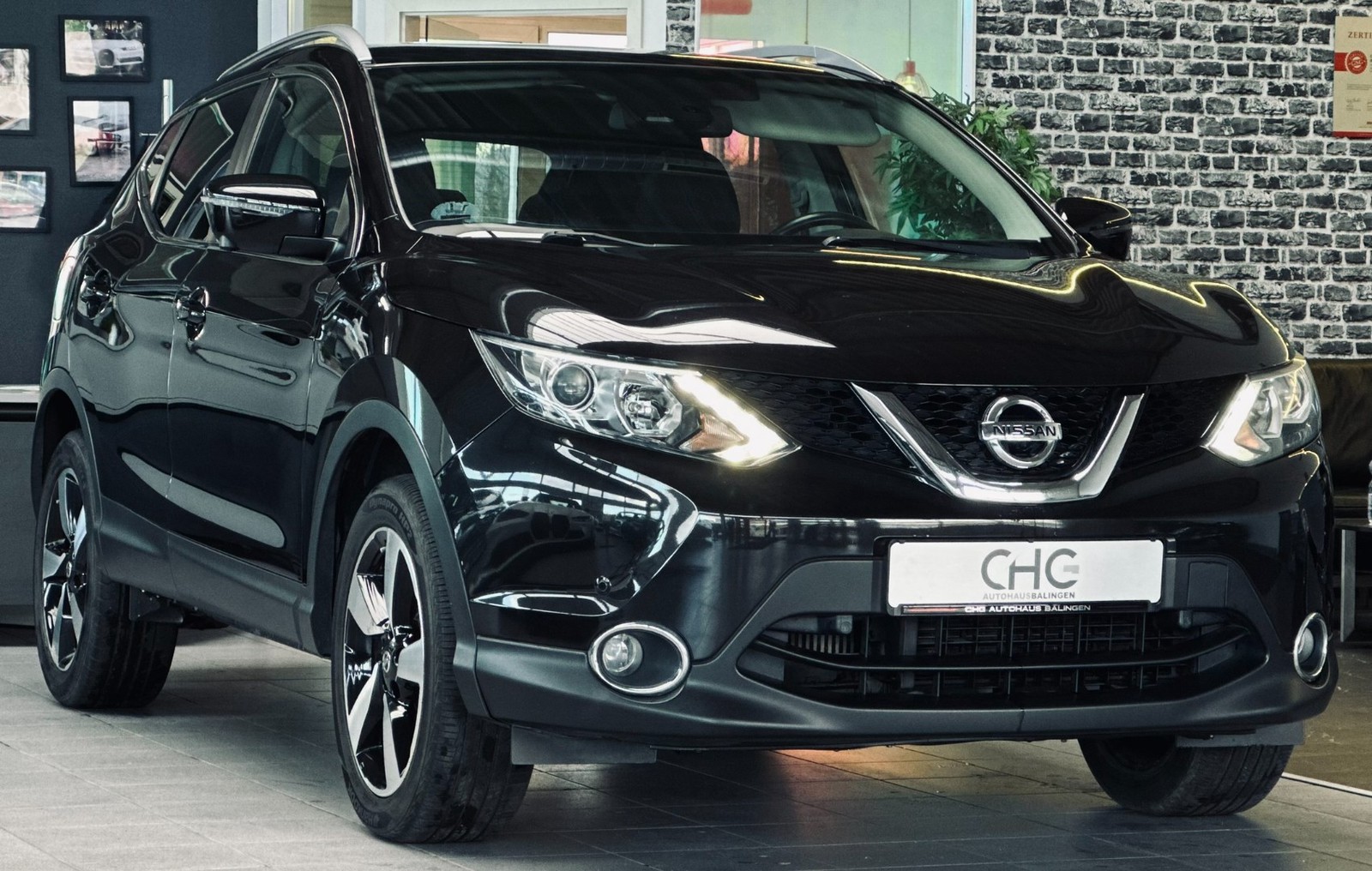 Nissan Qashqai 360° NAVI|SHZ|PANO|360|AHK